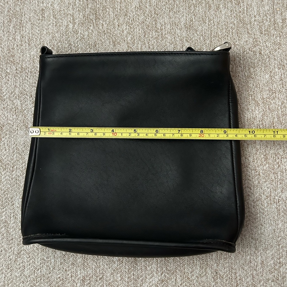 Coach Crossbody Bag - Picture 9 of 10